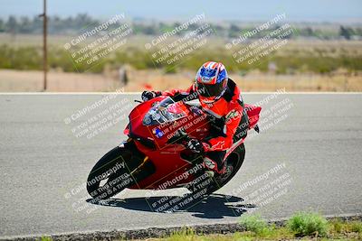 media/Apr-13-2025-TrackXperience (Sun) [[fb1ef998a6]]/Level 2 (Intermediate)/Turn 8 (Session 3)/